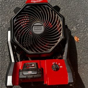 Portable fan - no Charger only battery